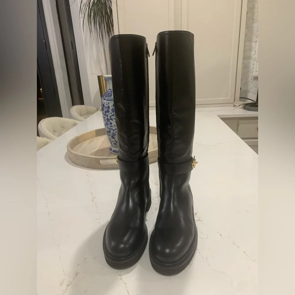 Valentino Garavani 40mm VLogo Locker Boots Size 40